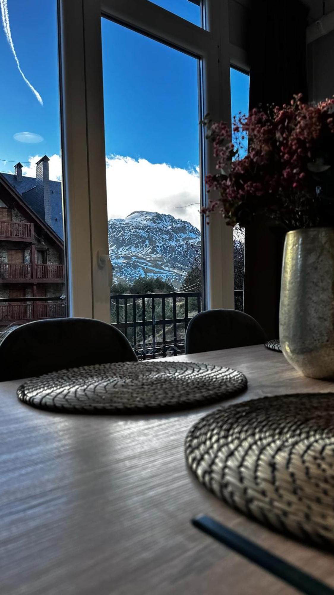 Precioso Apartamento Con Vistas A Pistas Y Garaje 福米加尔 外观 照片