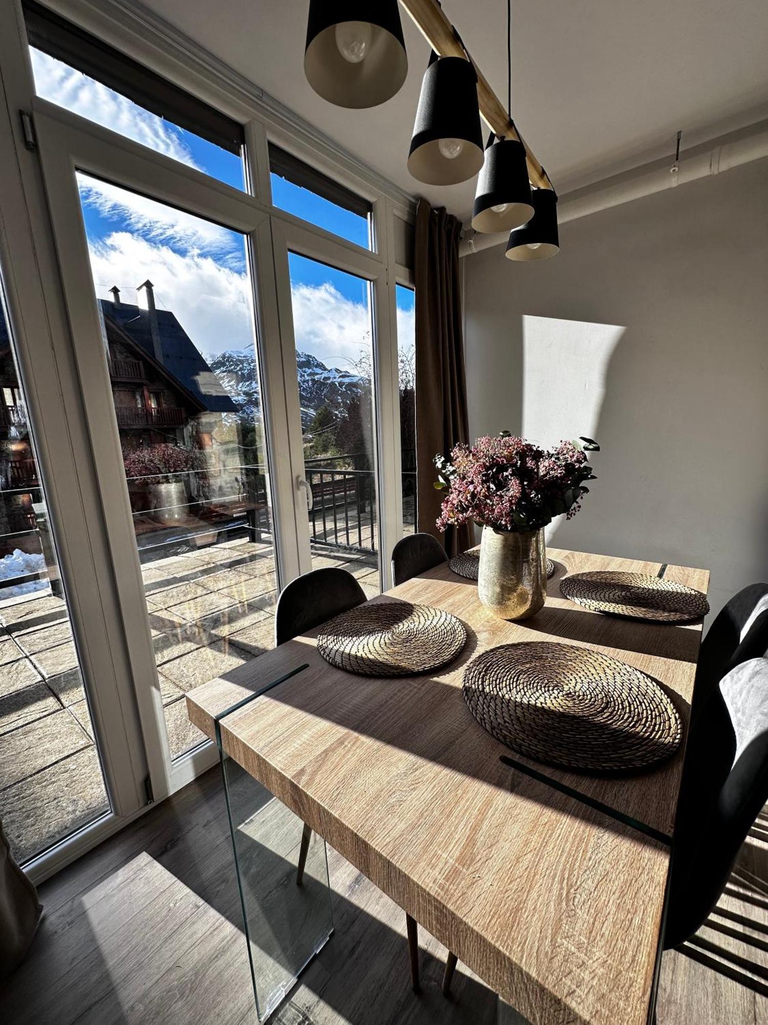 Precioso Apartamento Con Vistas A Pistas Y Garaje 福米加尔 外观 照片